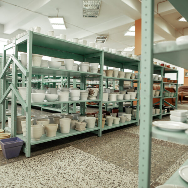 Second hand trauki, bļodas, puķupodi